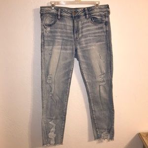 AEO lightwash ripped jeans